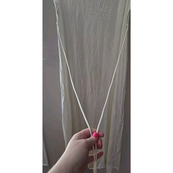 Vtg Vanity Fair Ivory Floral Coquette Old Money V-Neck Nightgown Womans Small - Picture 3 of 5